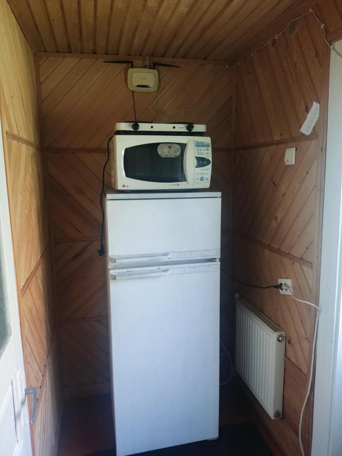 Borgaza Hotell Jaremtje Exteriör bild